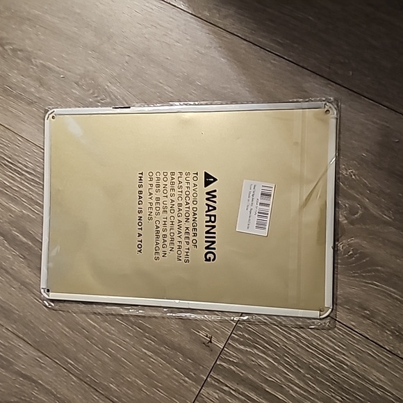 Nwt NOTICE SPLATTER ZONE metal wall sign - Picture 3 of 3